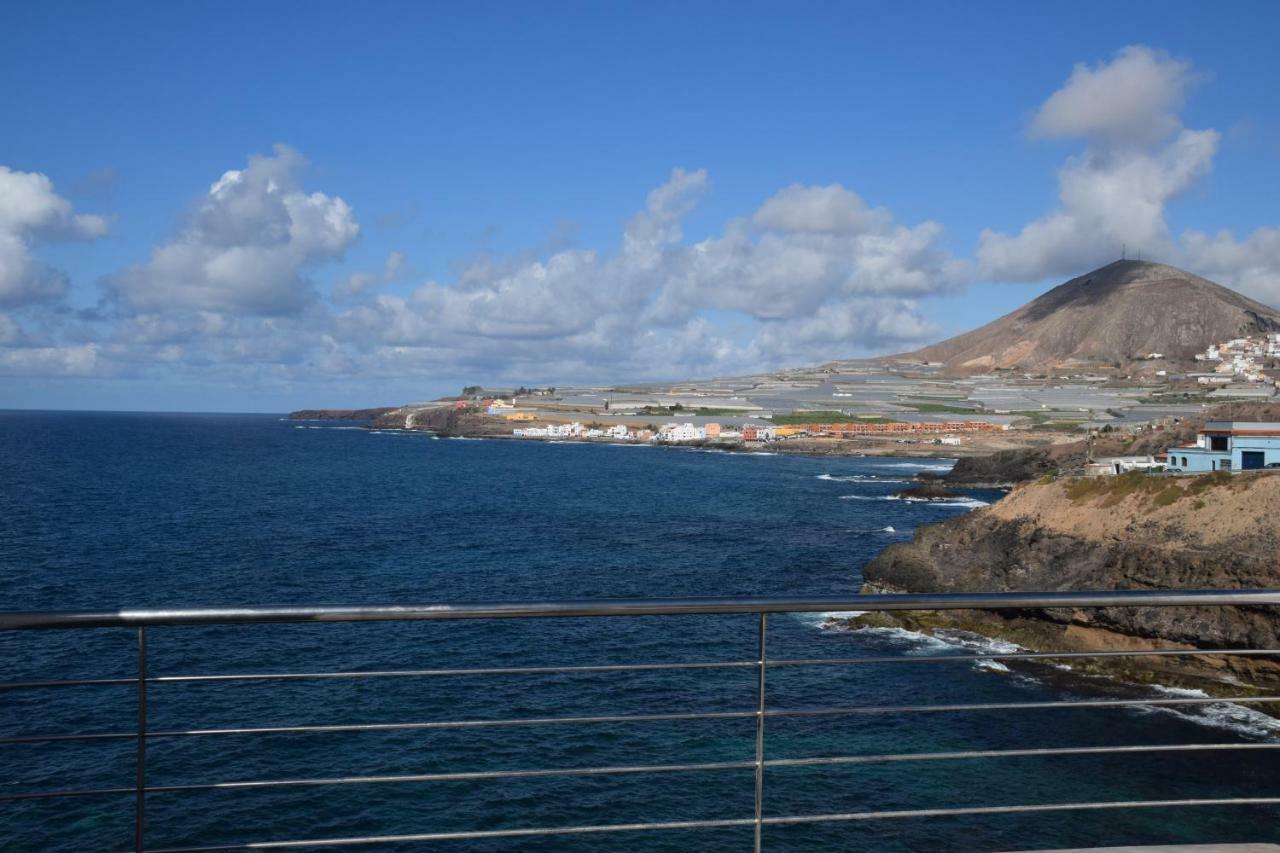 Galdar Gc Vistas Al Mar Villa Eksteriør billede
